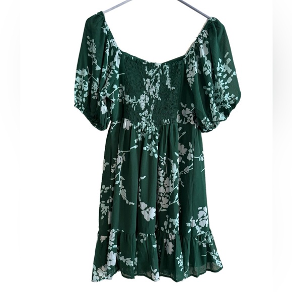 41 Hawthorn Green and White Floral Mini Dress with Puff Sleeves NWT - Picture 4 of 11